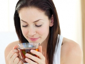 تعرّفي على فوائد الشاي في علاج أمراض الفم