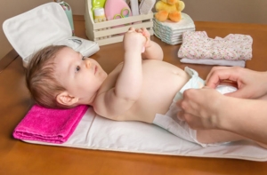 أعراض التهابات الحفاضات عند الرضع