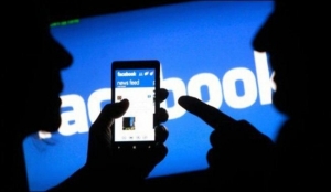  "فايسبوك" تطلق "إشارة" للصحافيين