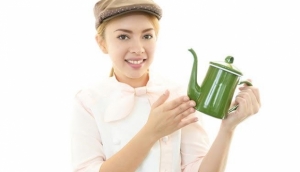 6 خطوات لتنظيف «إبريق الشاى»