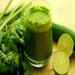 فوائد عصير الخضر الخضراء في تنظيف الجسم مذهلة