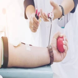 ما هي فوائد التبرع بالدم