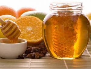 العسل بالماء مشروب طاقة طبيعي وخافض سريع للكوليسترول في رمضان