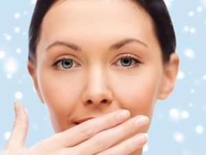 أفضل الطرق لعلاج رائحة الفم المزعجة