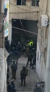 أعداد غير مسبوقة من قوات الاحتلال تقتحم مخيم شعفاط شمال شرق القدس