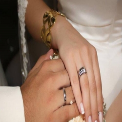  لماذا نضع خاتم الزواج في الإصبع الرابع من اليد اليسرى؟