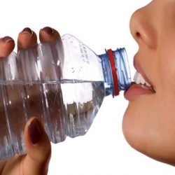 عندما يؤثر شرب الماء على هرموناتكم